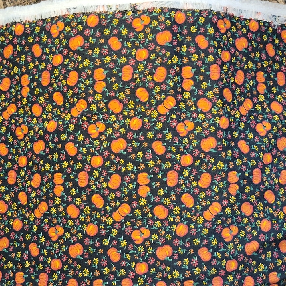 New Halloween Pumpkin Fabric 76" x 44" wide Crafts Sewing Fall - Picture 2 of 2